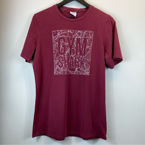 Gymshark Burgundy Shirt Size M - Picture 1 of 9
